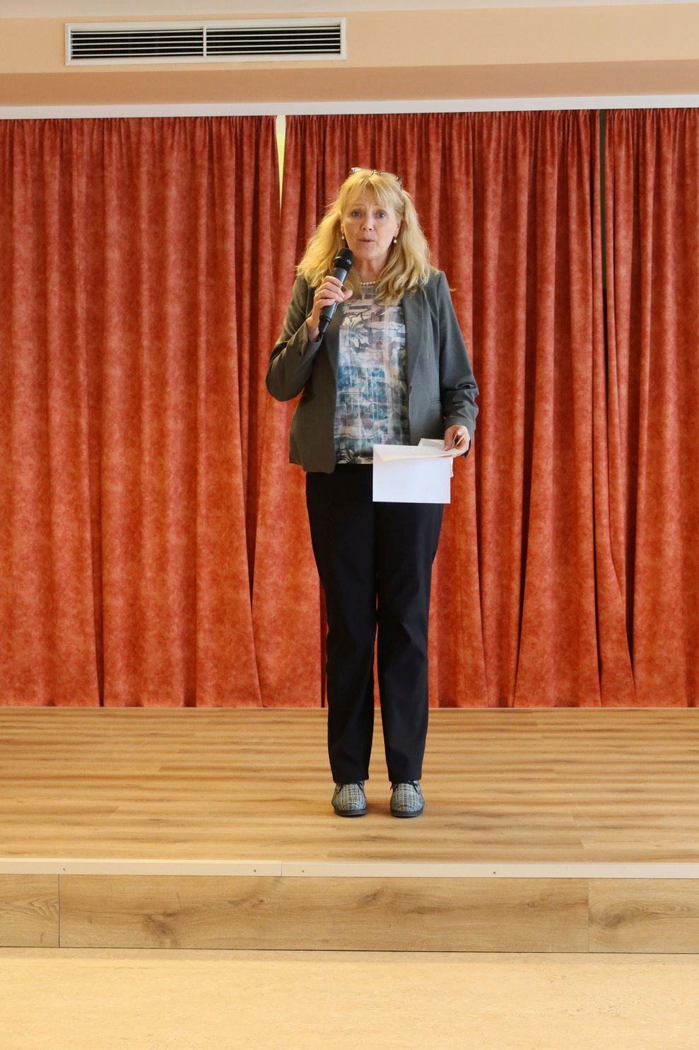 Dir. Regina M. Berger