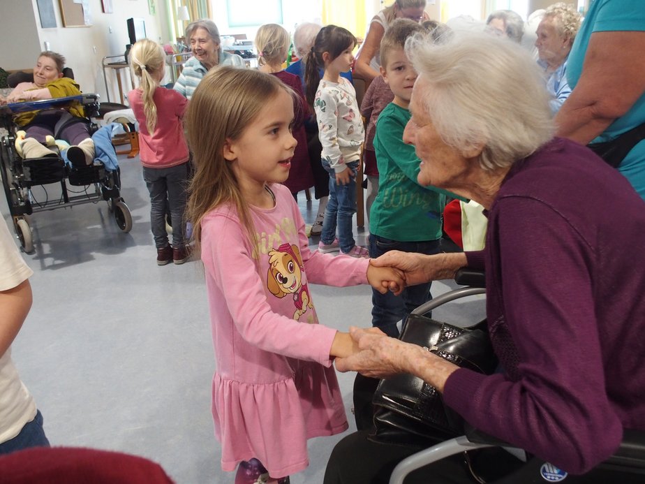 Bewohnerin und Kind.