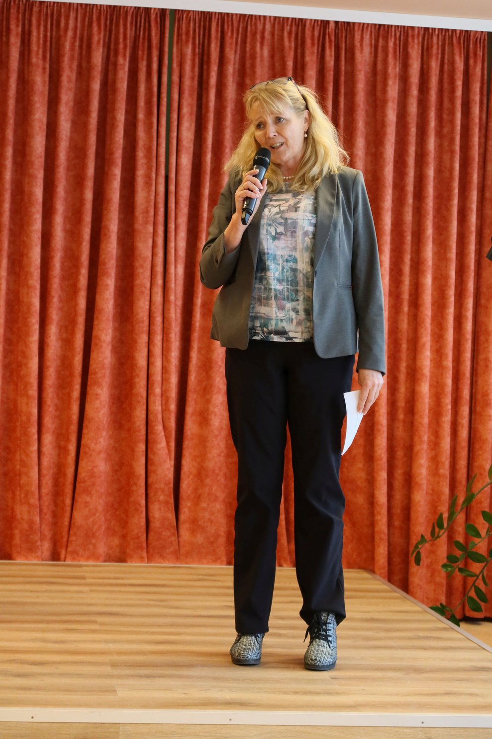 Dir. Regina M. Berger